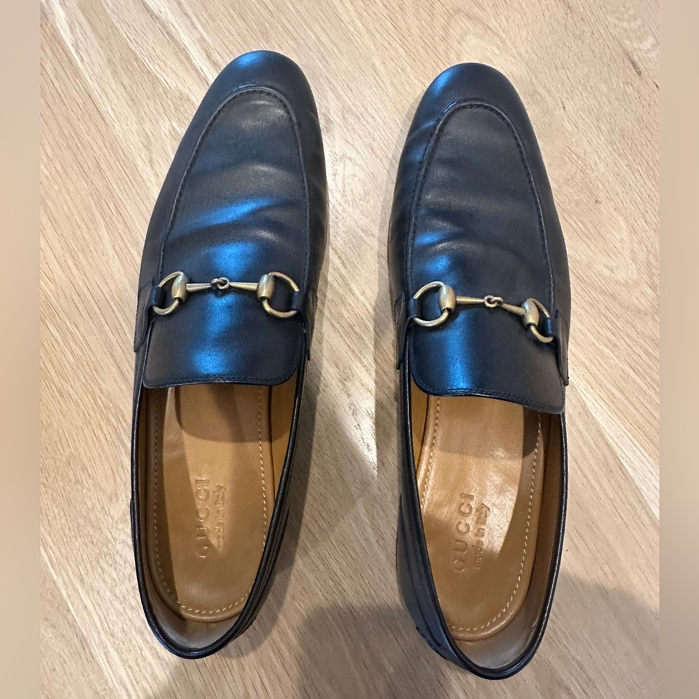 Men’s Gucci black loafer size 12.5, worn twice. No box.